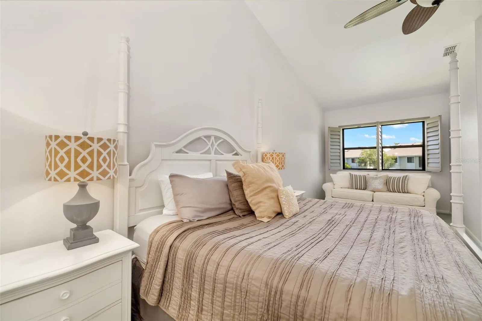 5287 HERON WAY #205, #205
