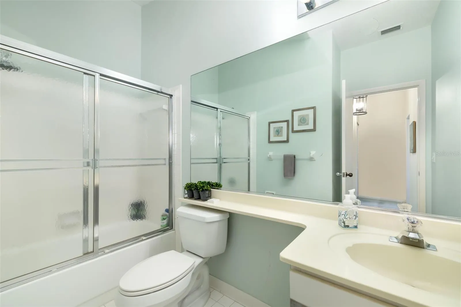 5287 HERON WAY #205, #205