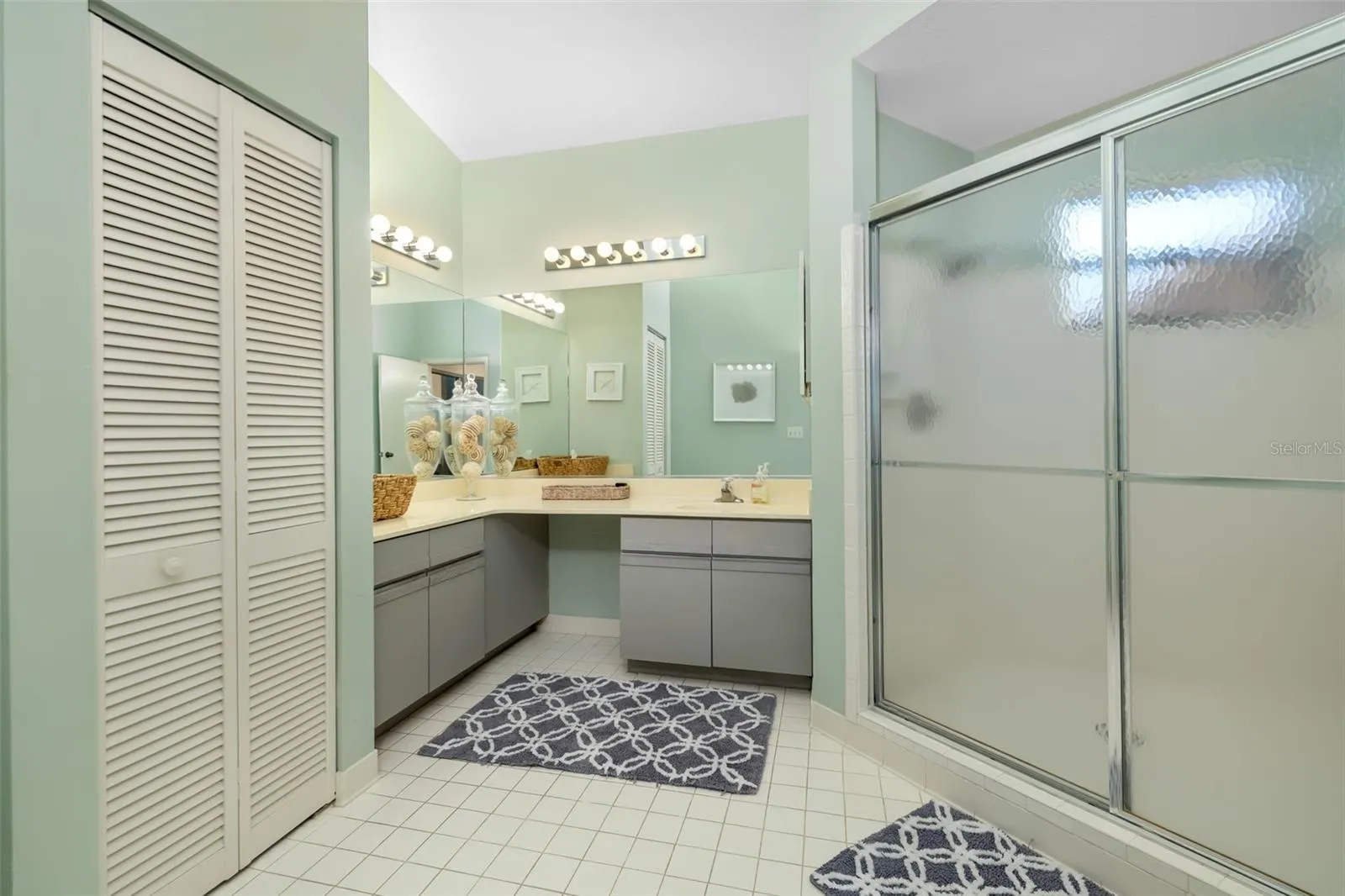 5287 HERON WAY #205, #205