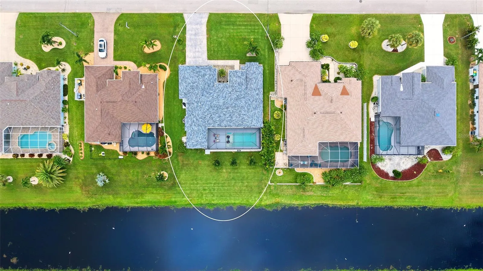 72 BROADMOOR LN