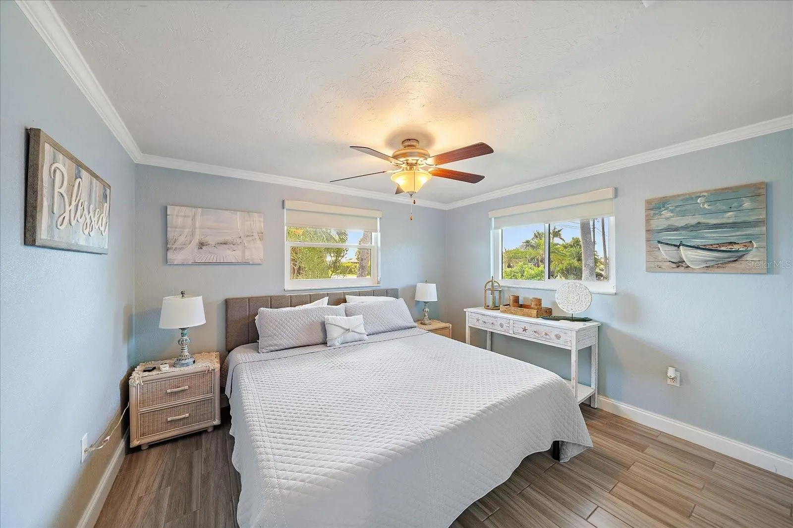 455 N SHORE DR