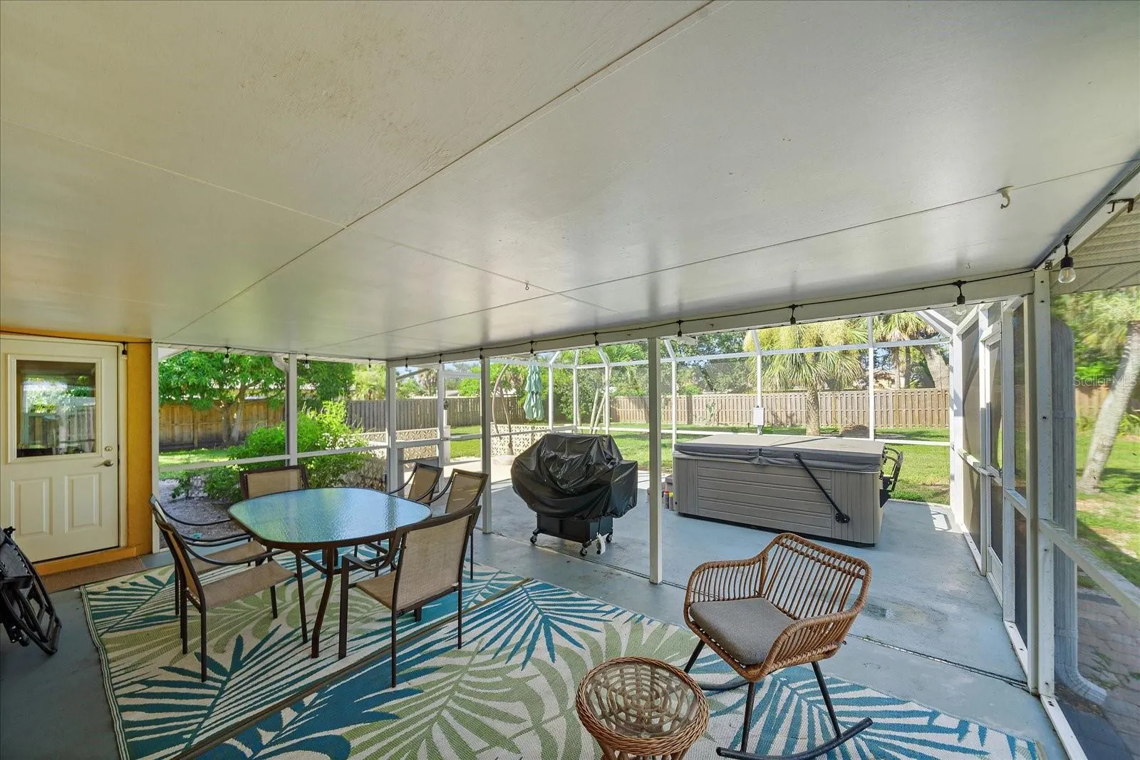 455 N SHORE DR