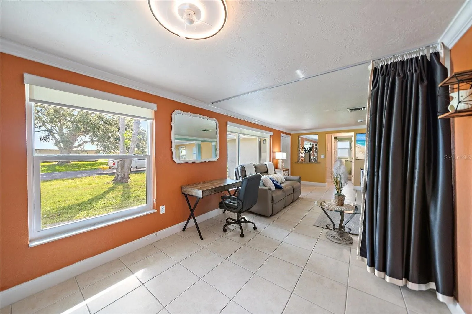 455 N SHORE DR
