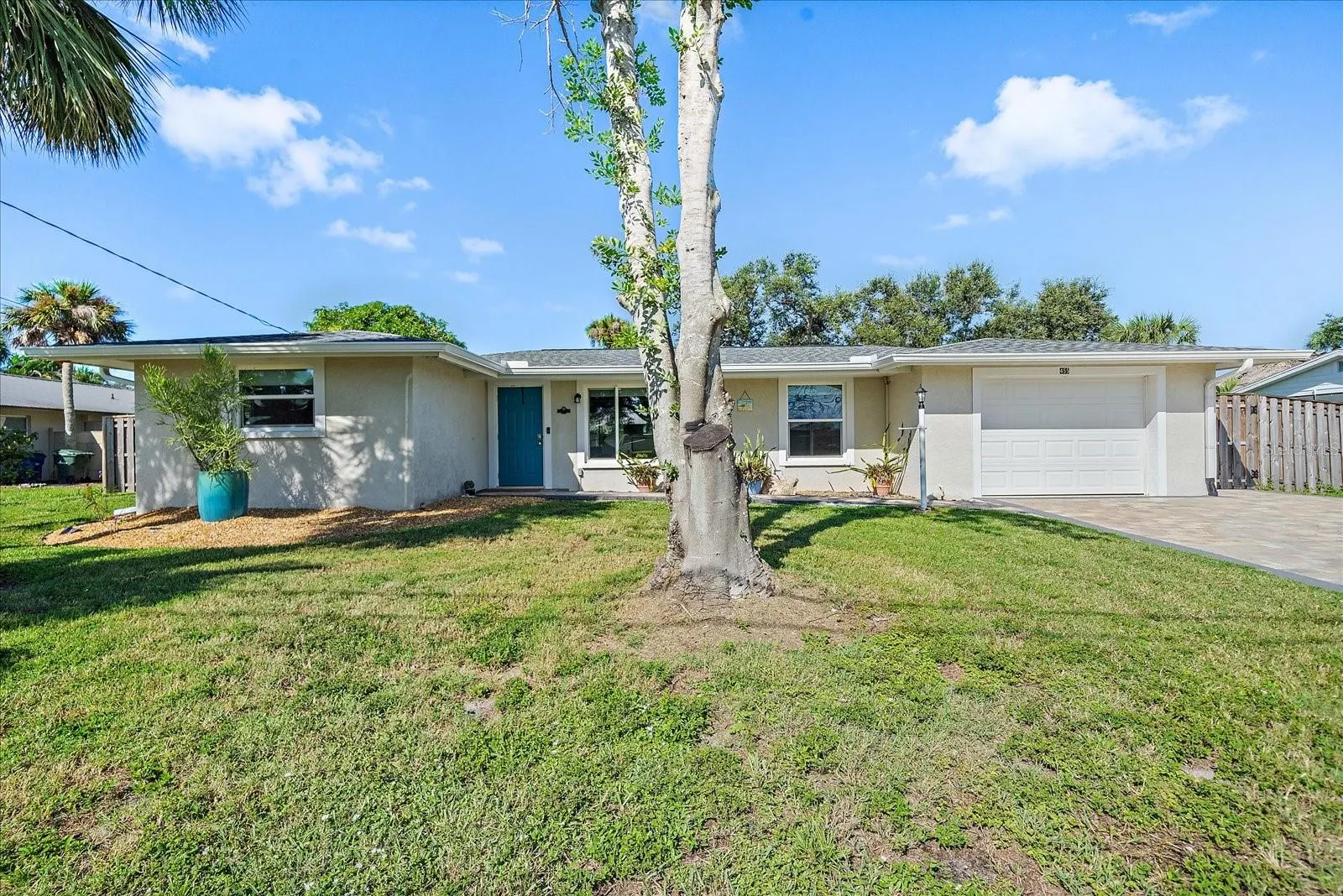 455 N SHORE DR