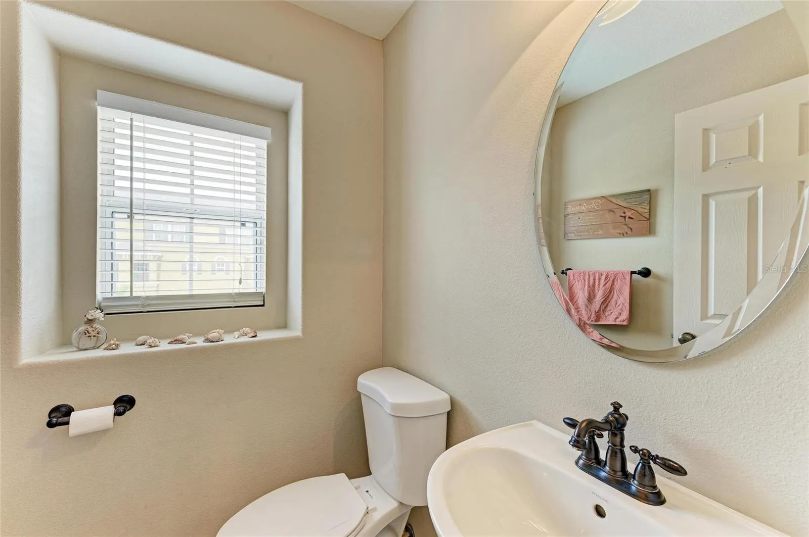 8848 WHITE SAGE LOOP