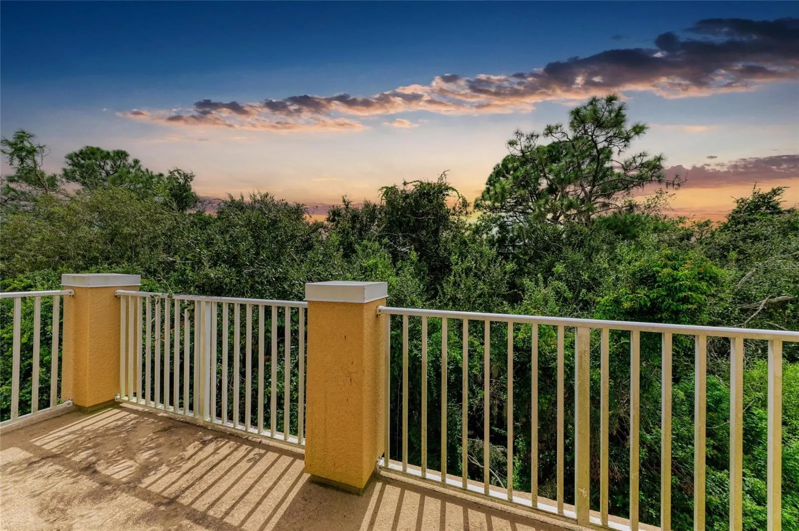 8848 WHITE SAGE LOOP