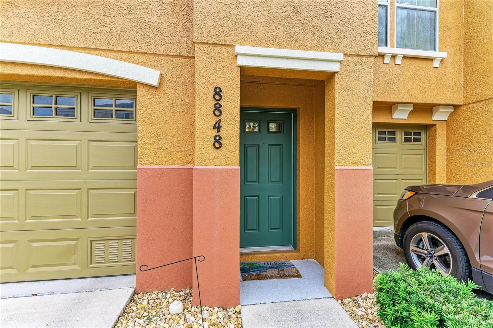 8848 WHITE SAGE LOOP