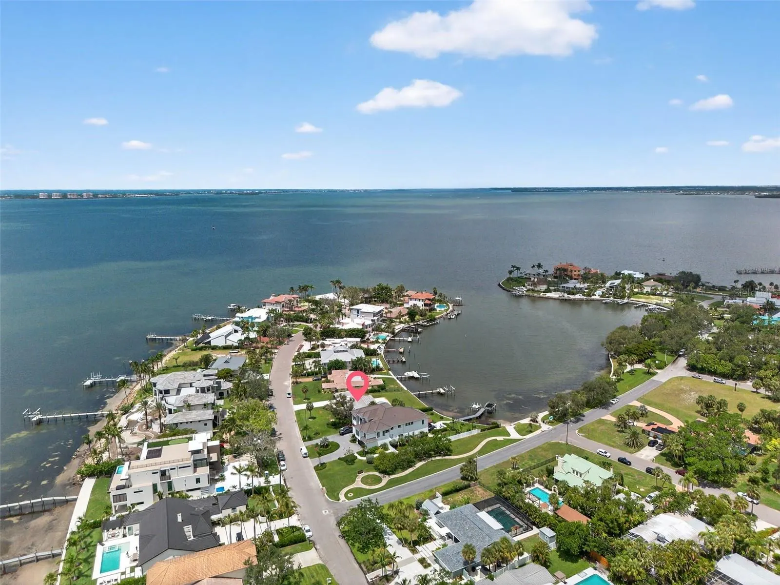377 S SHORE DR