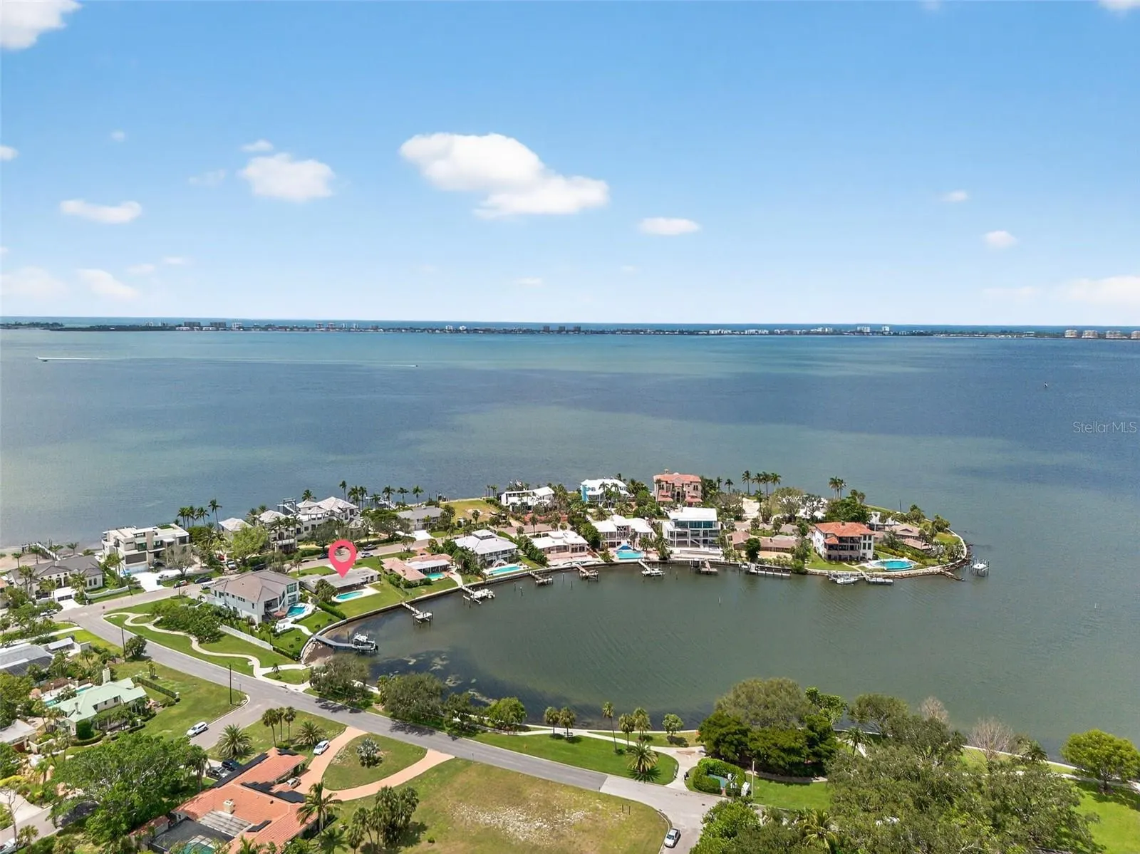 377 S SHORE DR