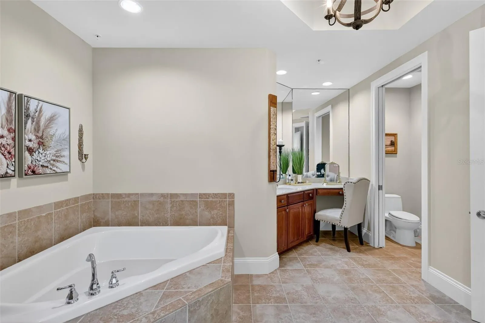 130 RIVIERA DUNES WAY #1104, #1104