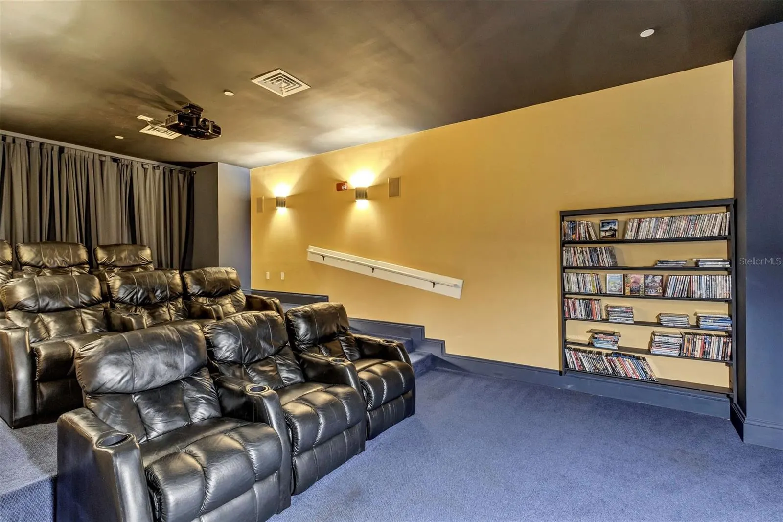 130 RIVIERA DUNES WAY #1104, #1104