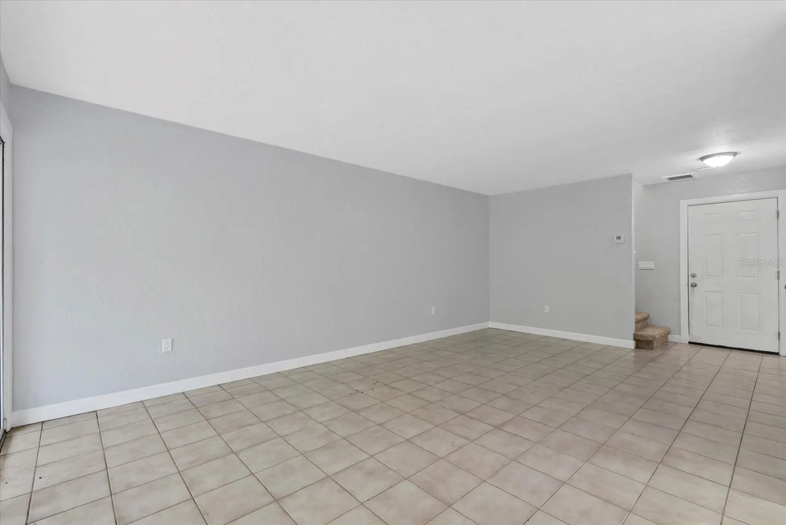 1125 LONGFELLOW WAY