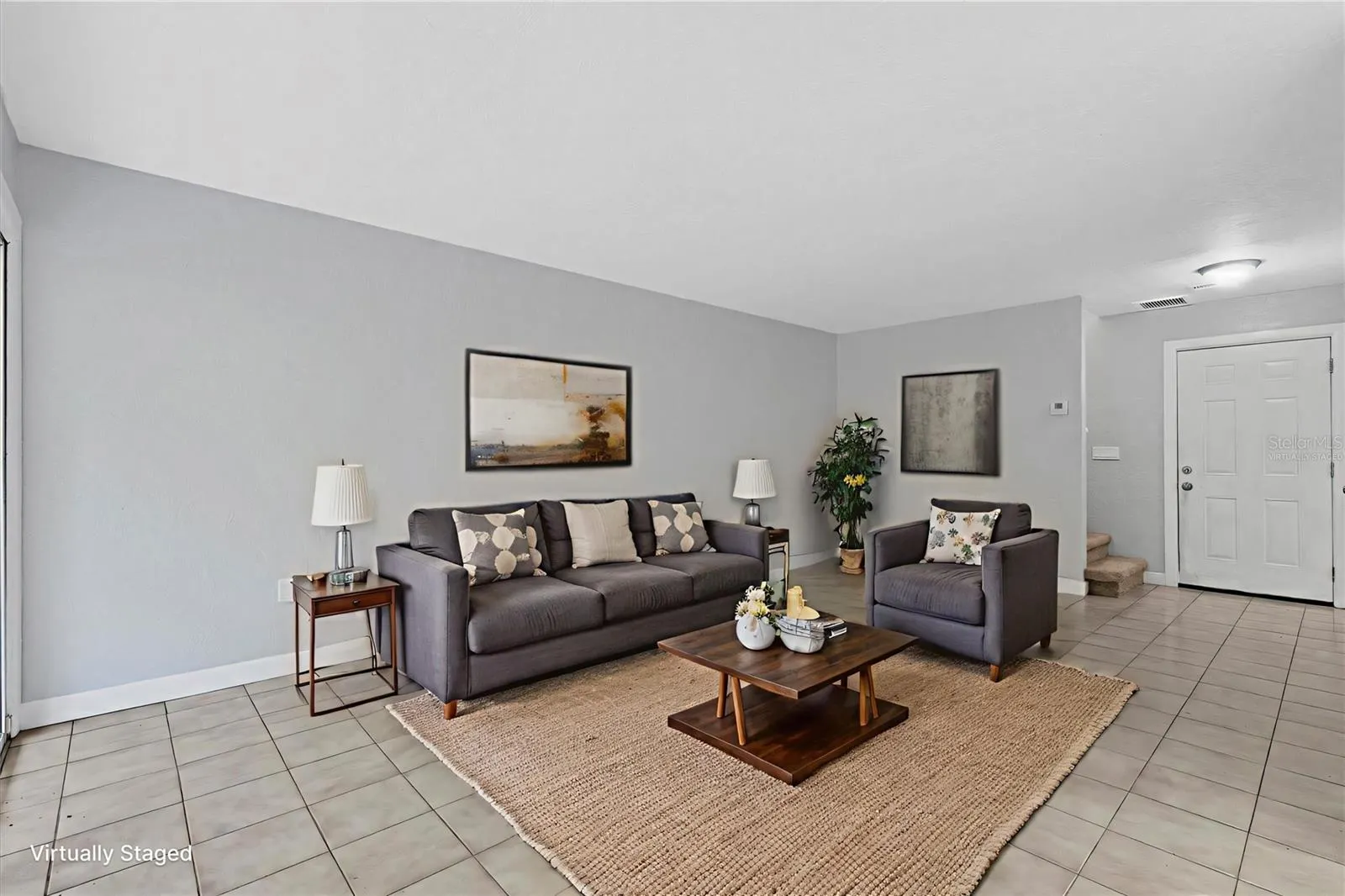 1125 LONGFELLOW WAY