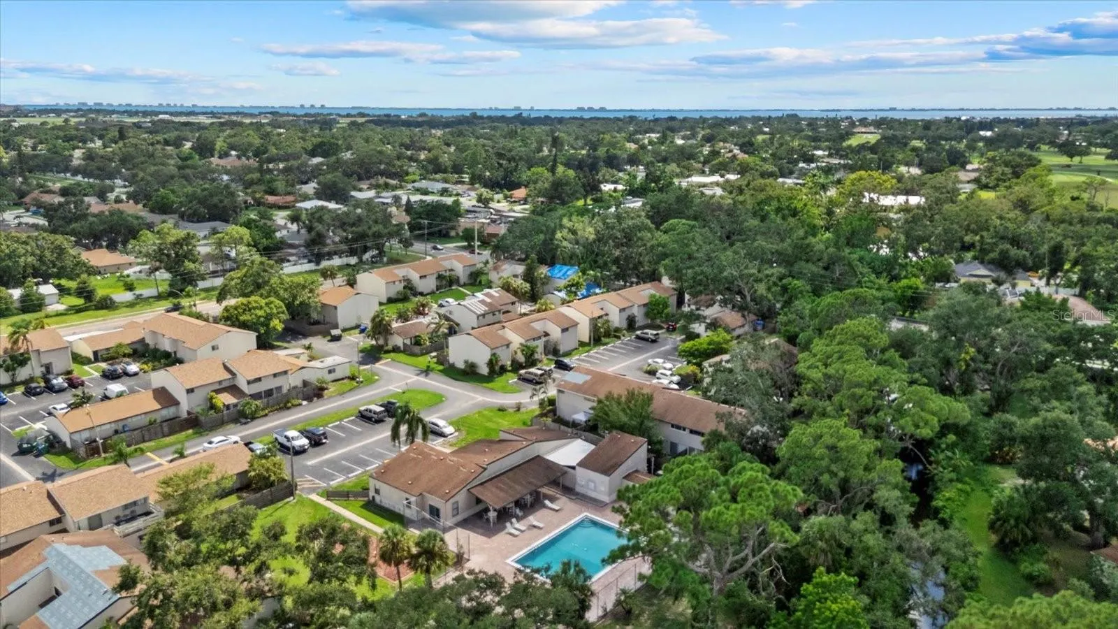 1125 LONGFELLOW WAY
