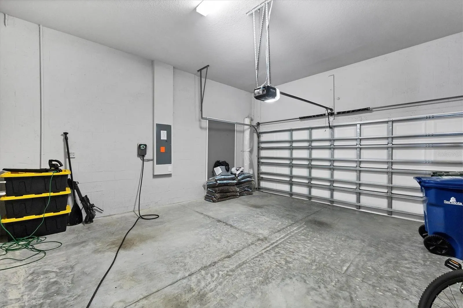 7274 KODIAK LN