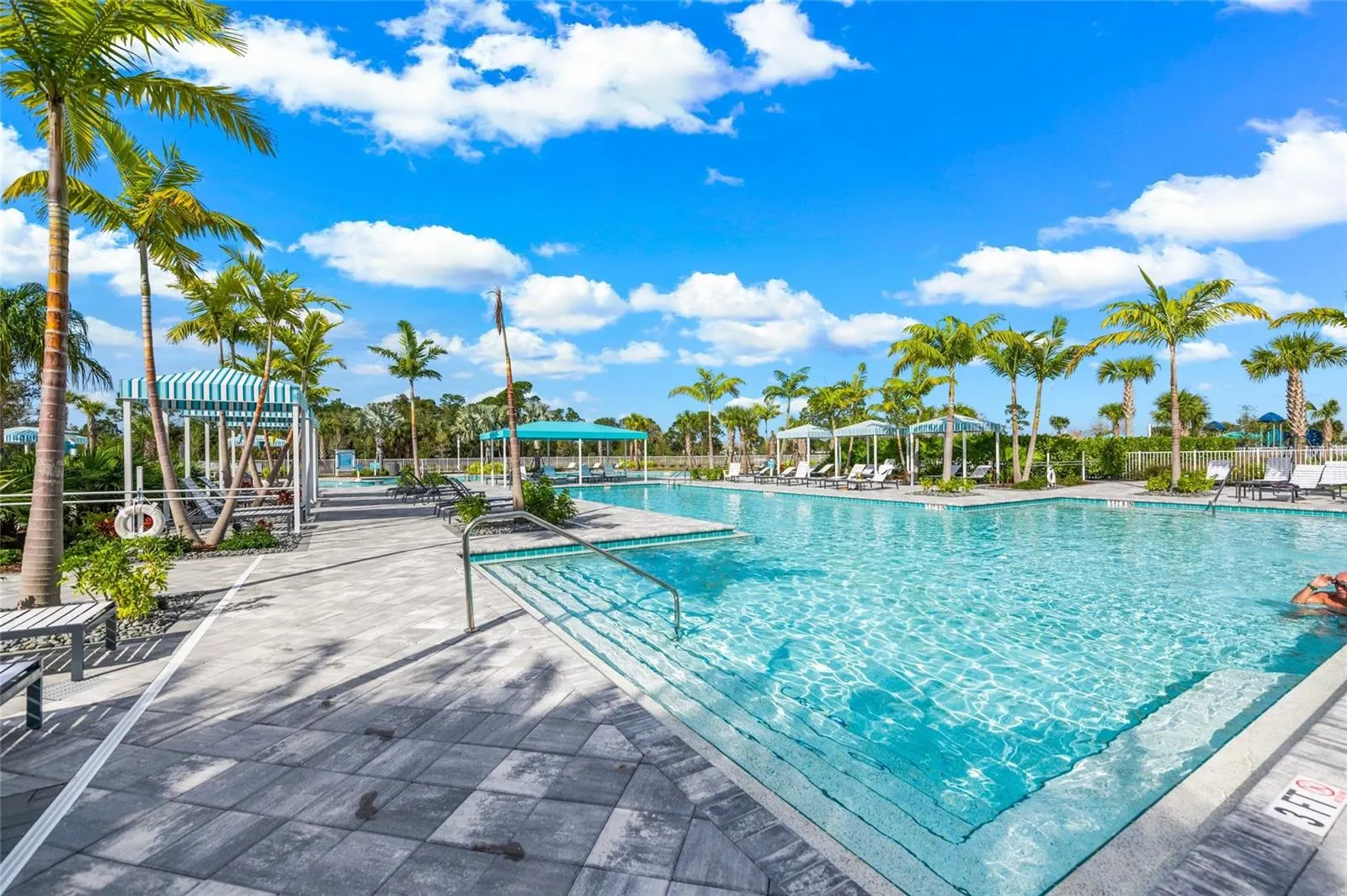 10257 CANAVERAL CIR