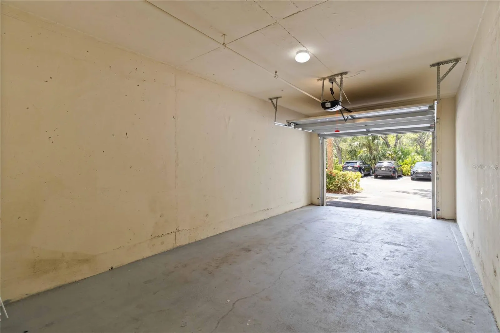 4763 TRAVINI CIR #3-111, #3-111