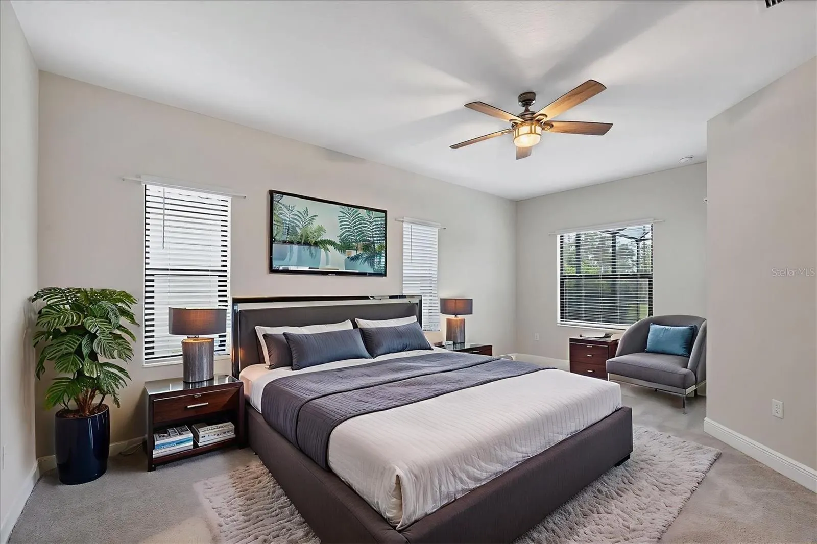 249 PALMARIA CT