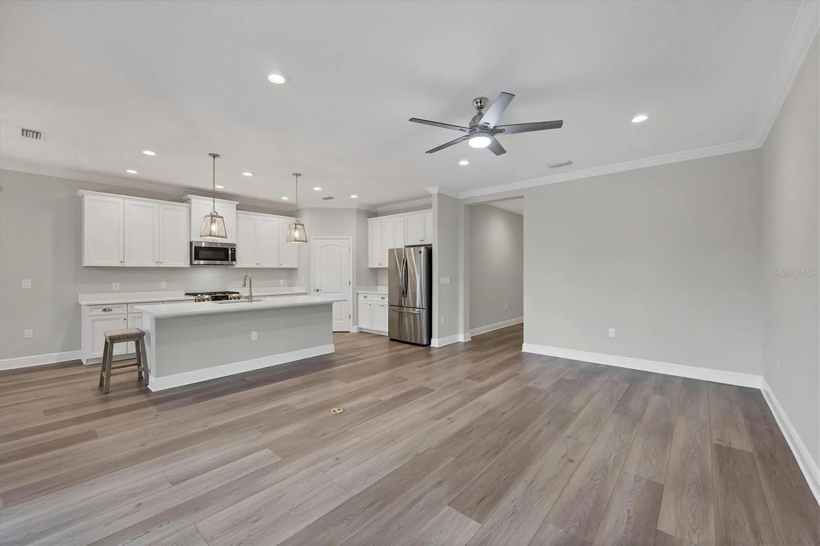 249 PALMARIA CT
