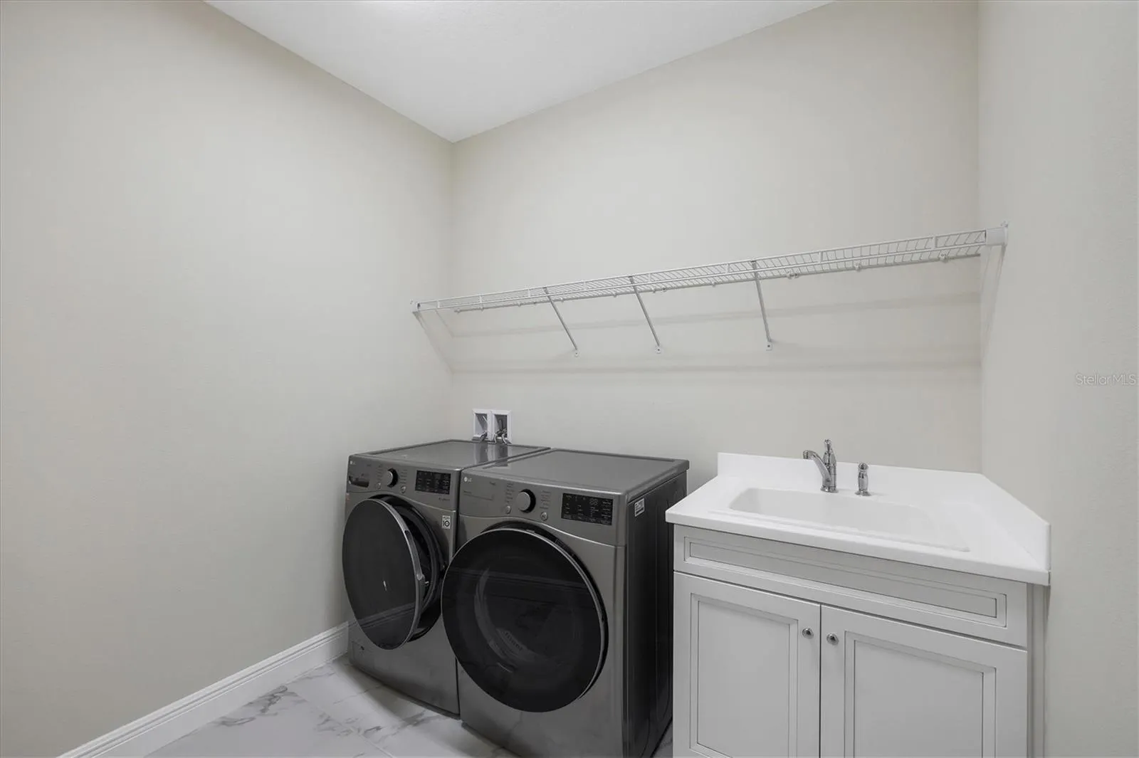 249 PALMARIA CT