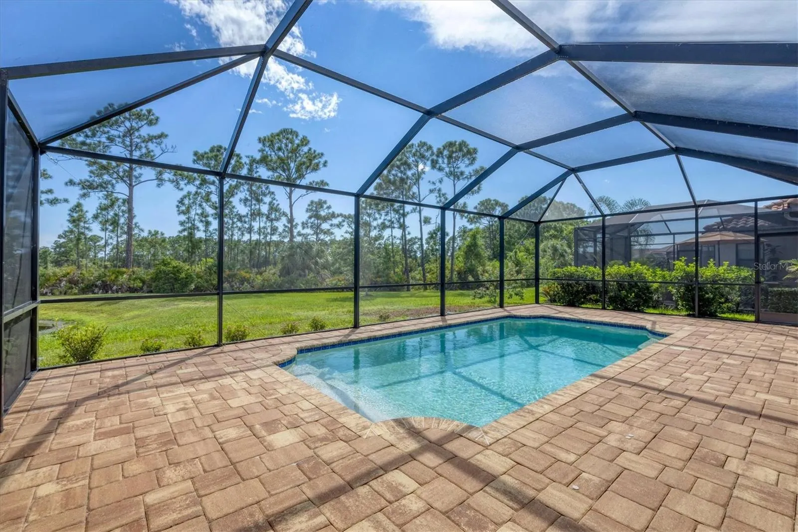 249 PALMARIA CT