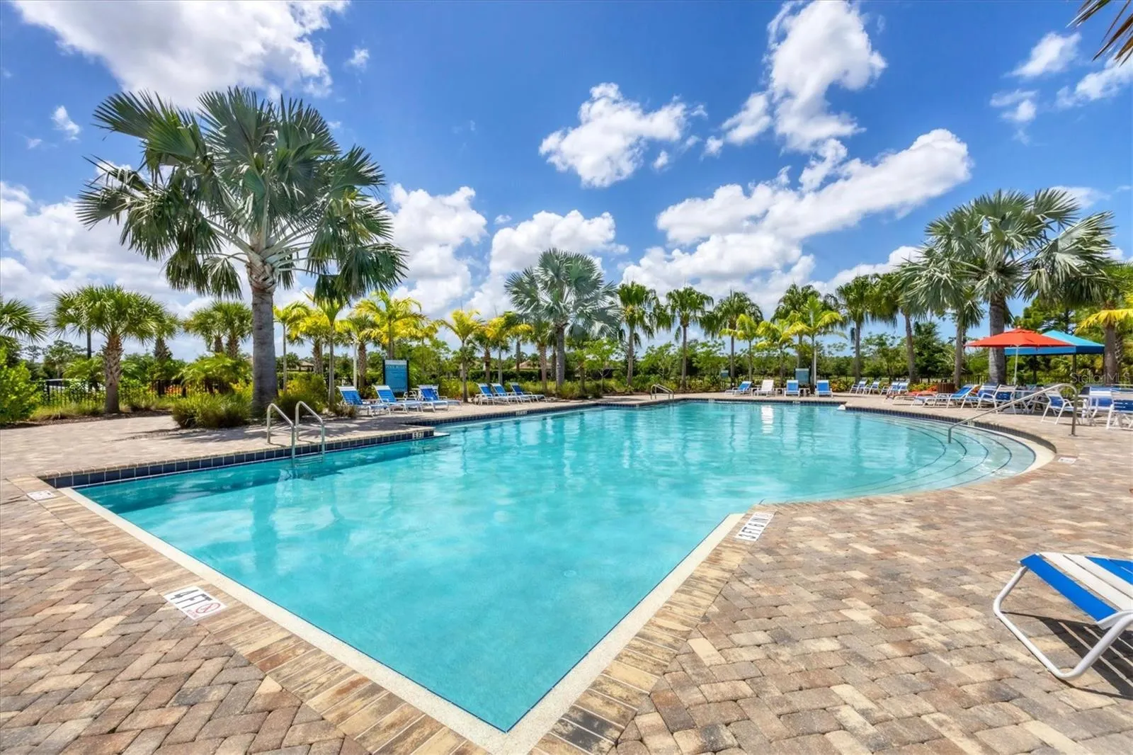 249 PALMARIA CT
