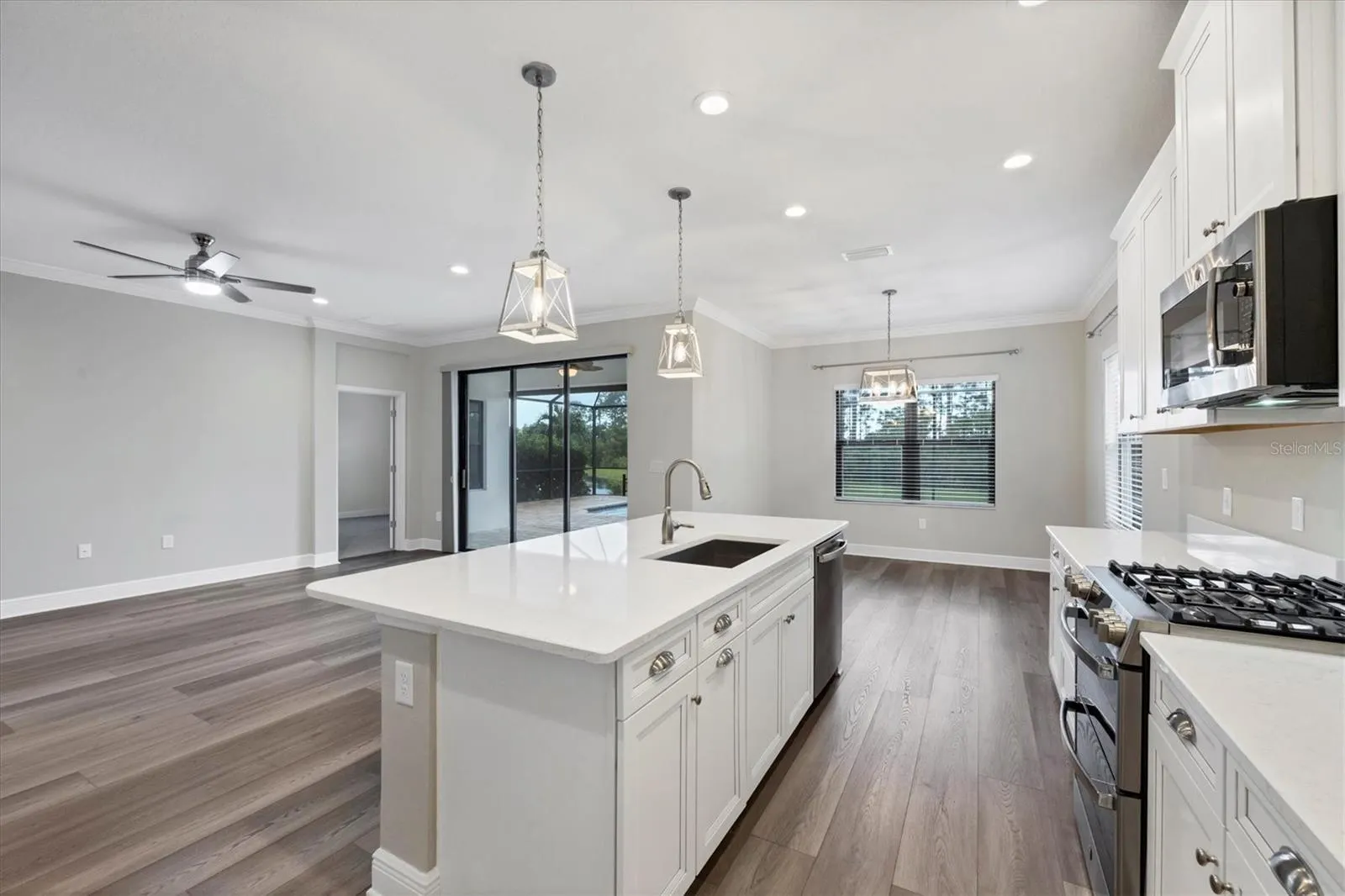 249 PALMARIA CT