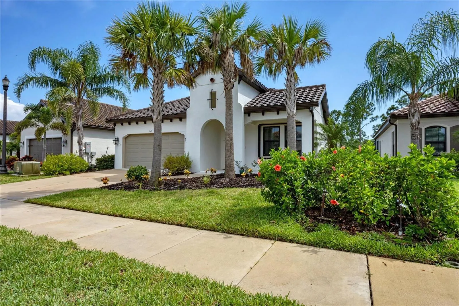 249 PALMARIA CT