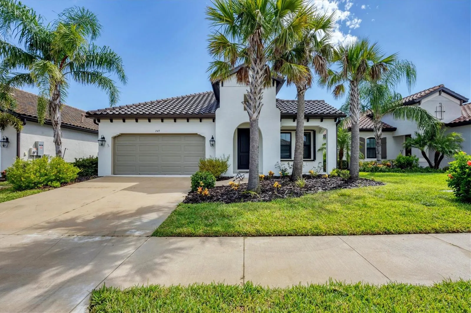 249 PALMARIA CT