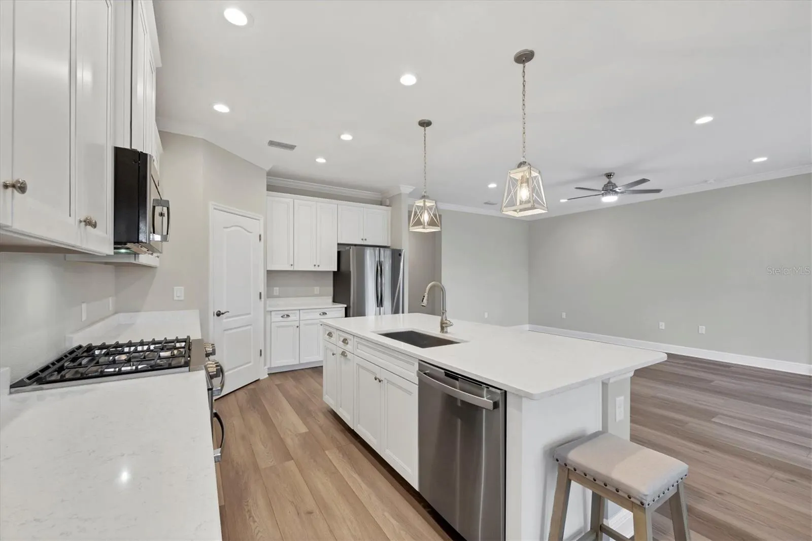 249 PALMARIA CT