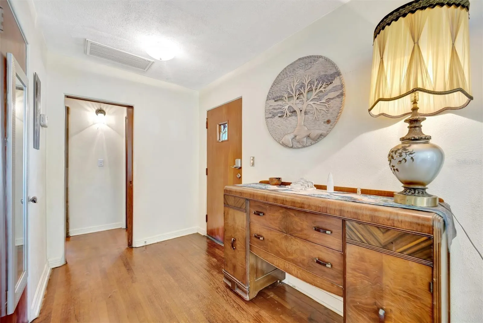 1622 18TH AVE W
