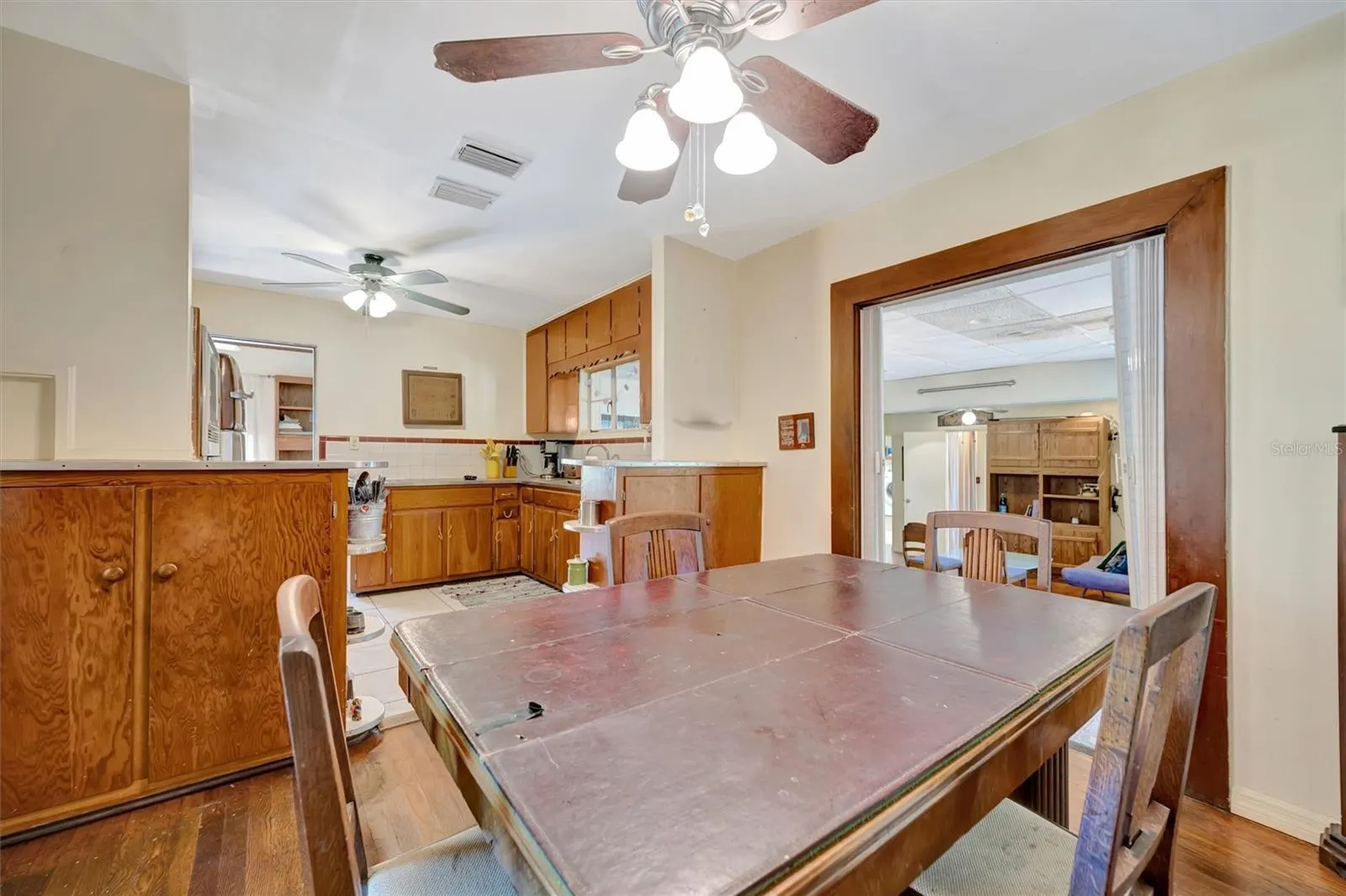 1622 18TH AVE W