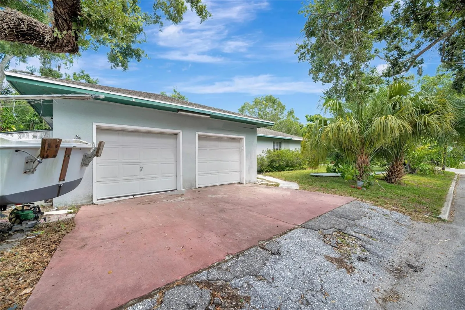 1622 18TH AVE W