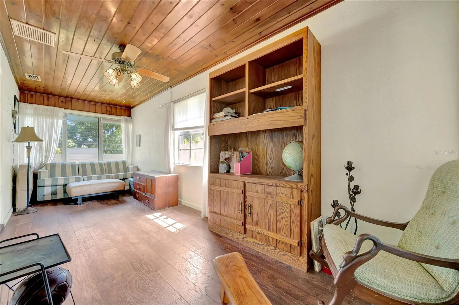 1622 18TH AVE W
