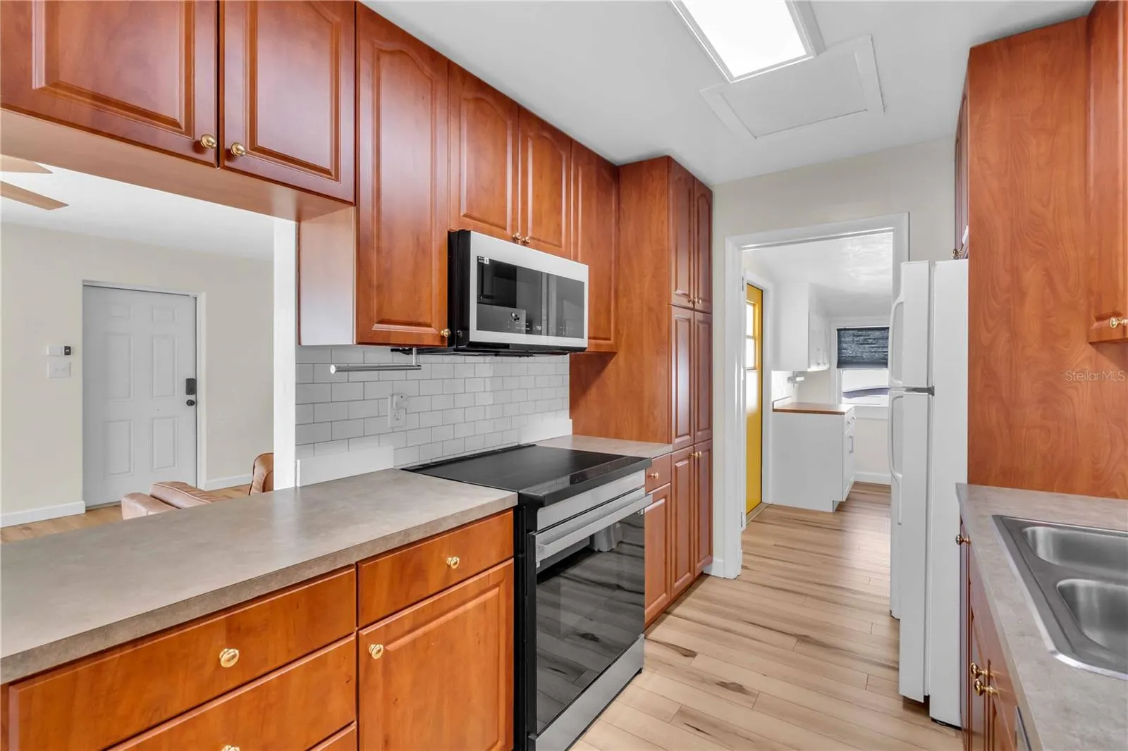 3111 BAYSHORE GARDENS PKWY