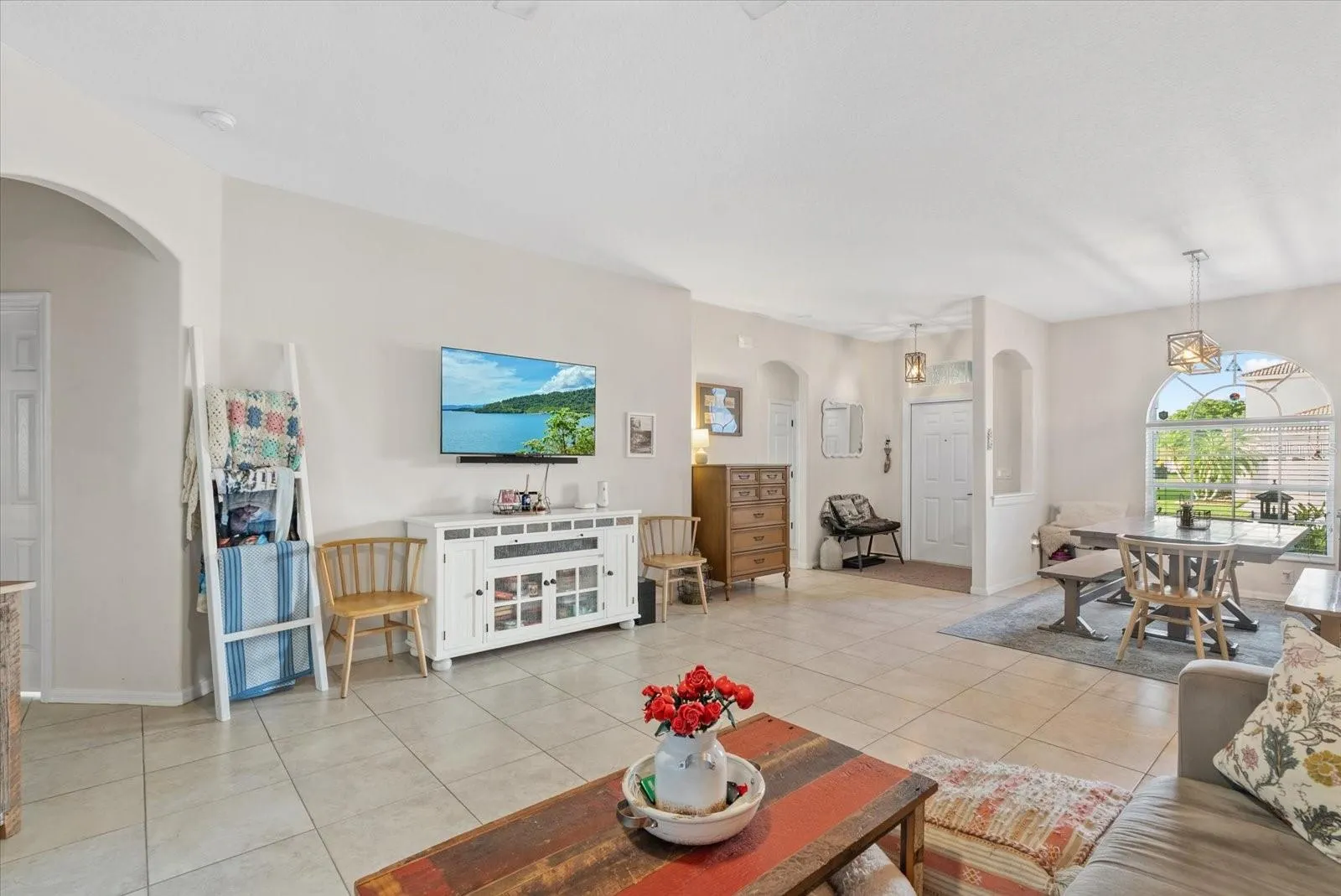 1602 PINYON PINE DR
