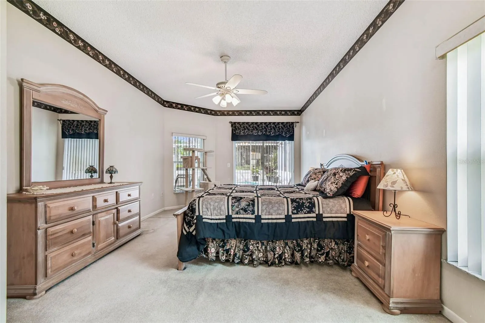 11230 BLOOMINGTON DR