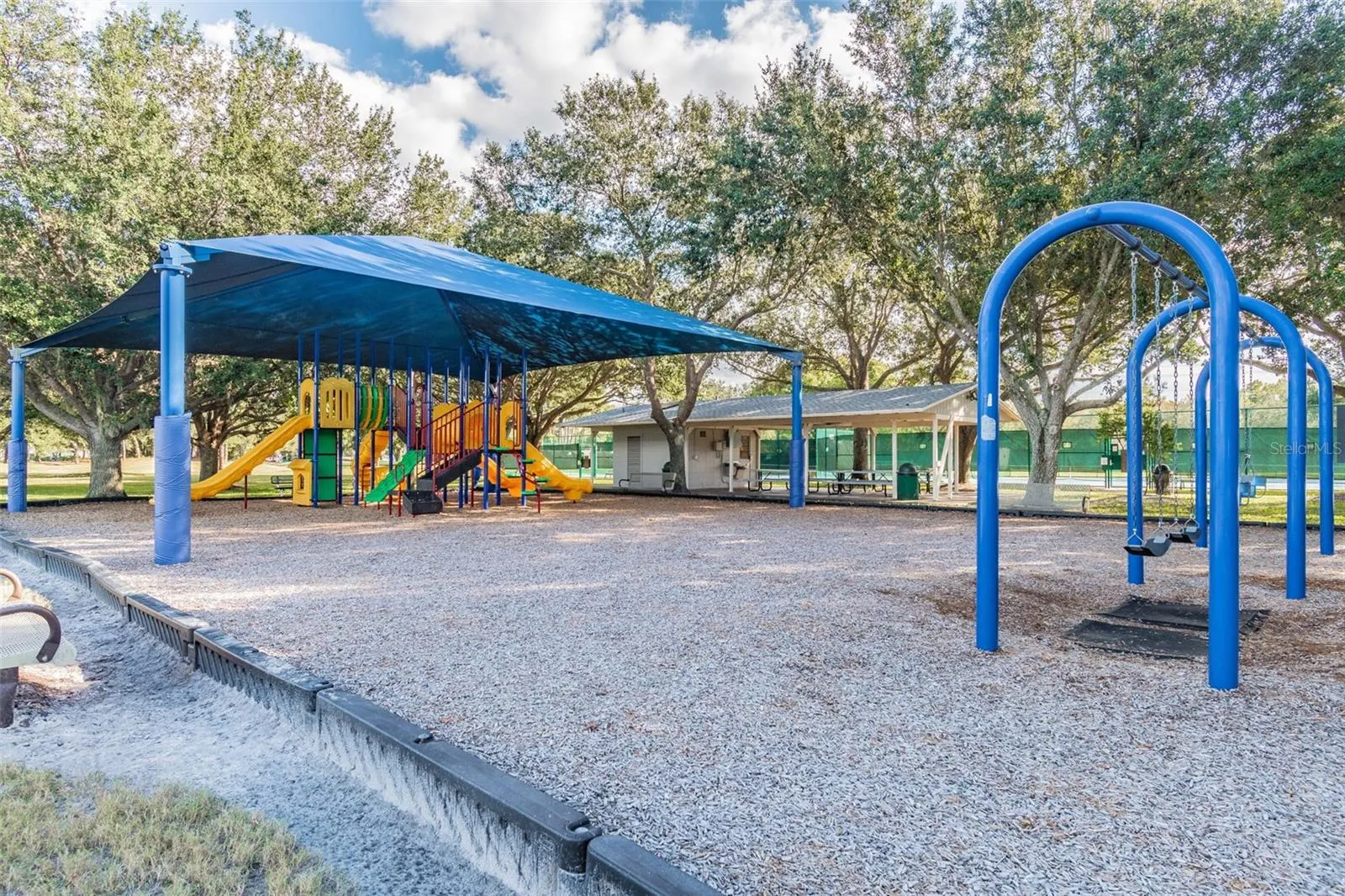 11230 BLOOMINGTON DR