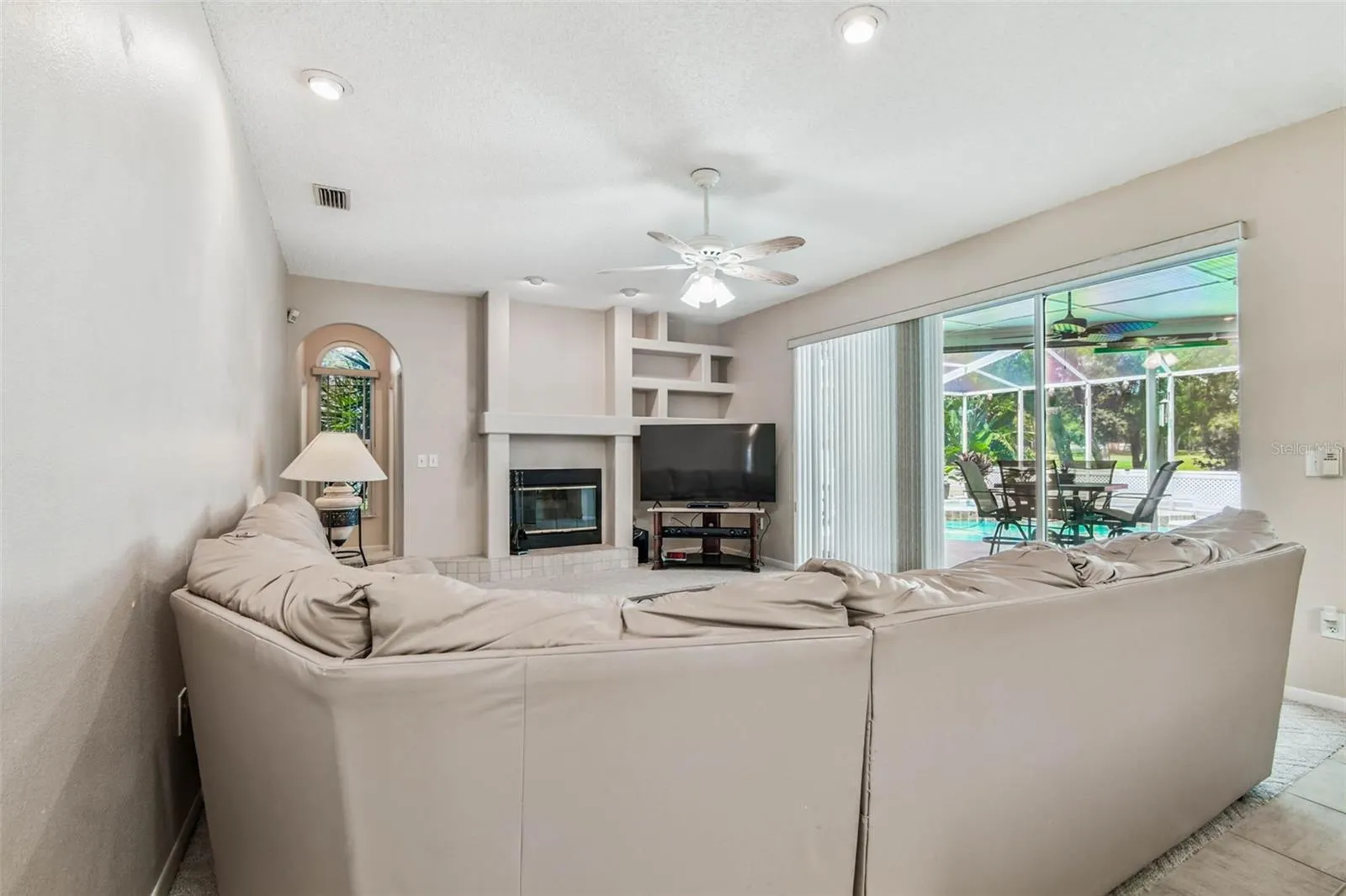 11230 BLOOMINGTON DR