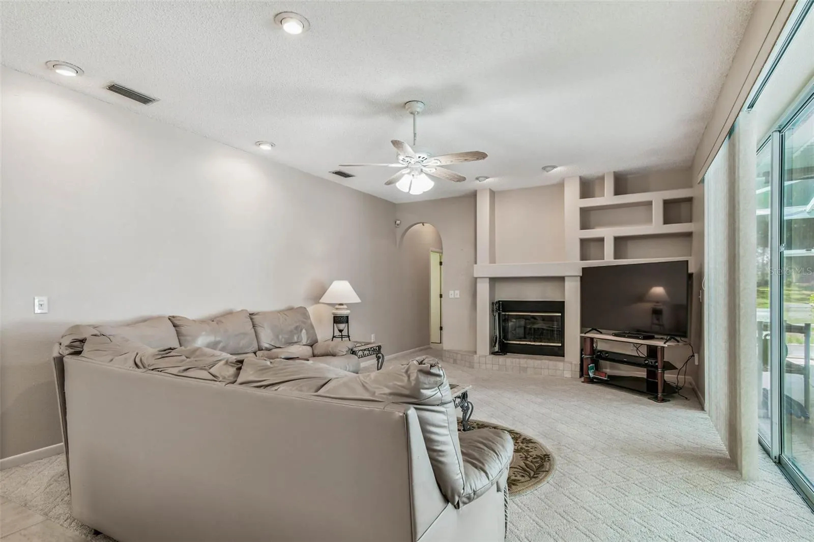 11230 BLOOMINGTON DR