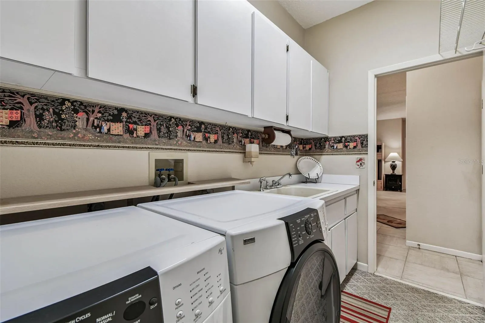 11230 BLOOMINGTON DR