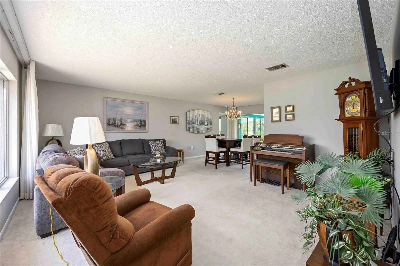 546 HIGHLAND AVE NW