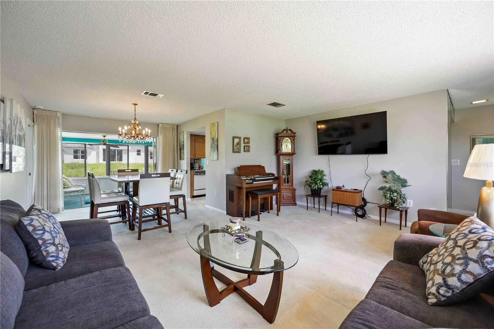 546 HIGHLAND AVE NW