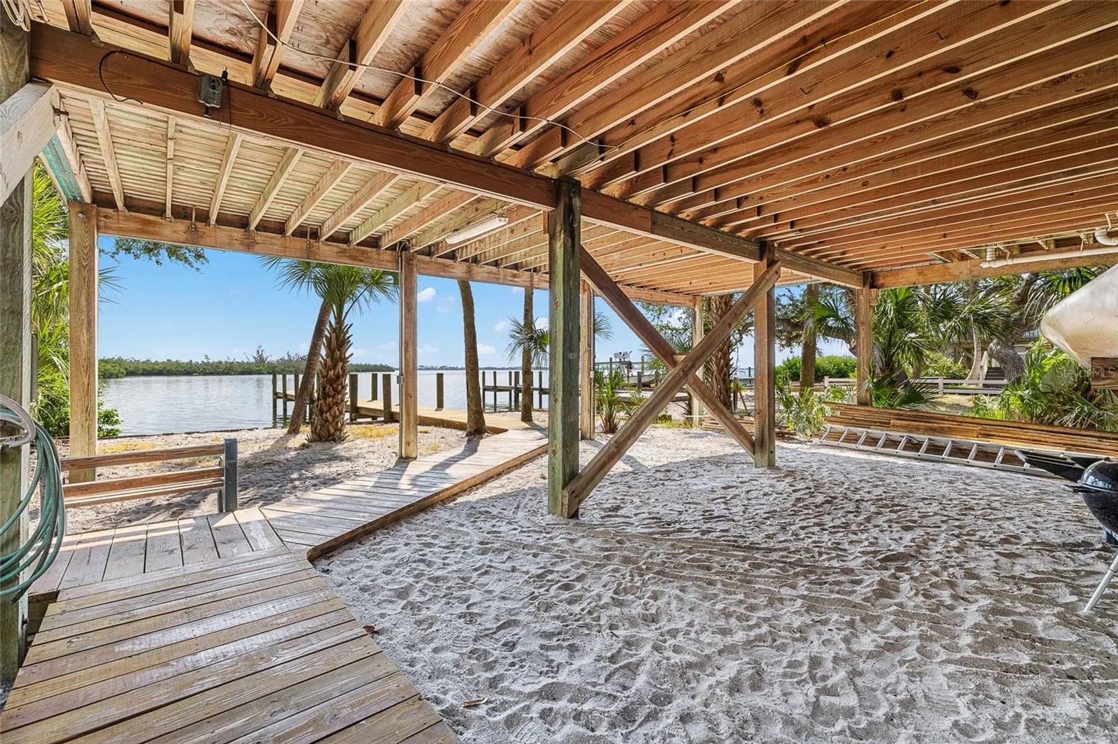 8178 LITTLE GASPARILLA IS