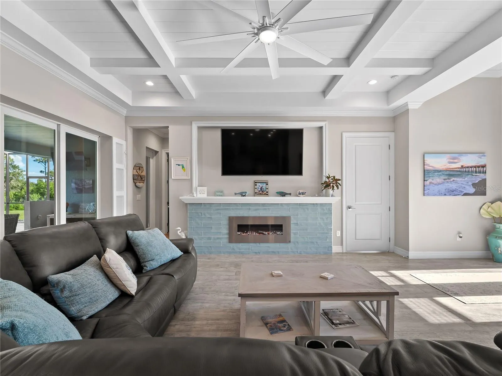 9016 FALCON CT