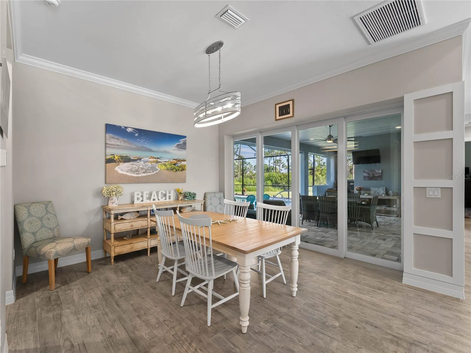 9016 FALCON CT