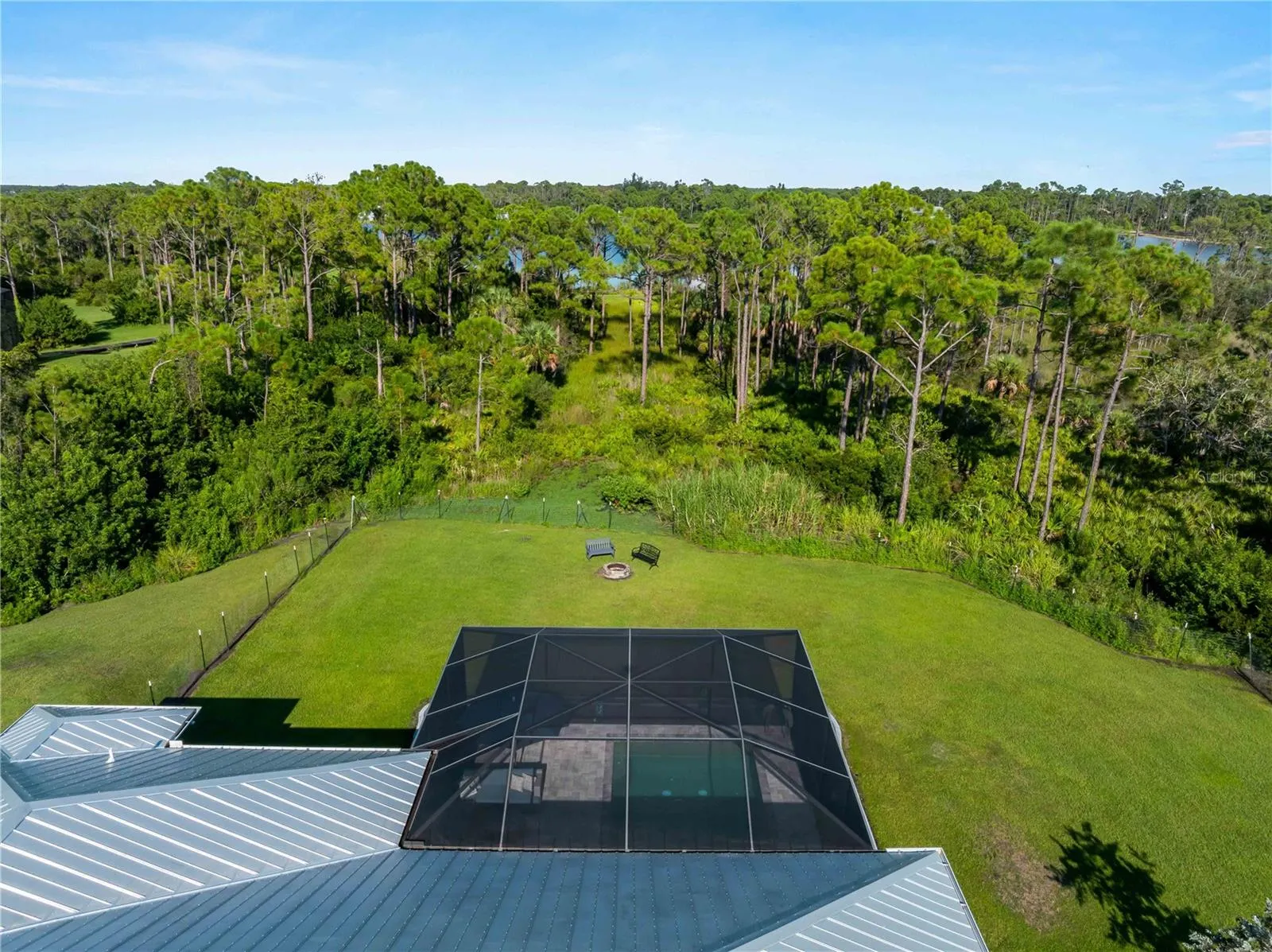 9016 FALCON CT