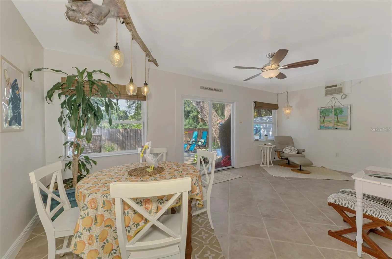 1712 SHELL DR