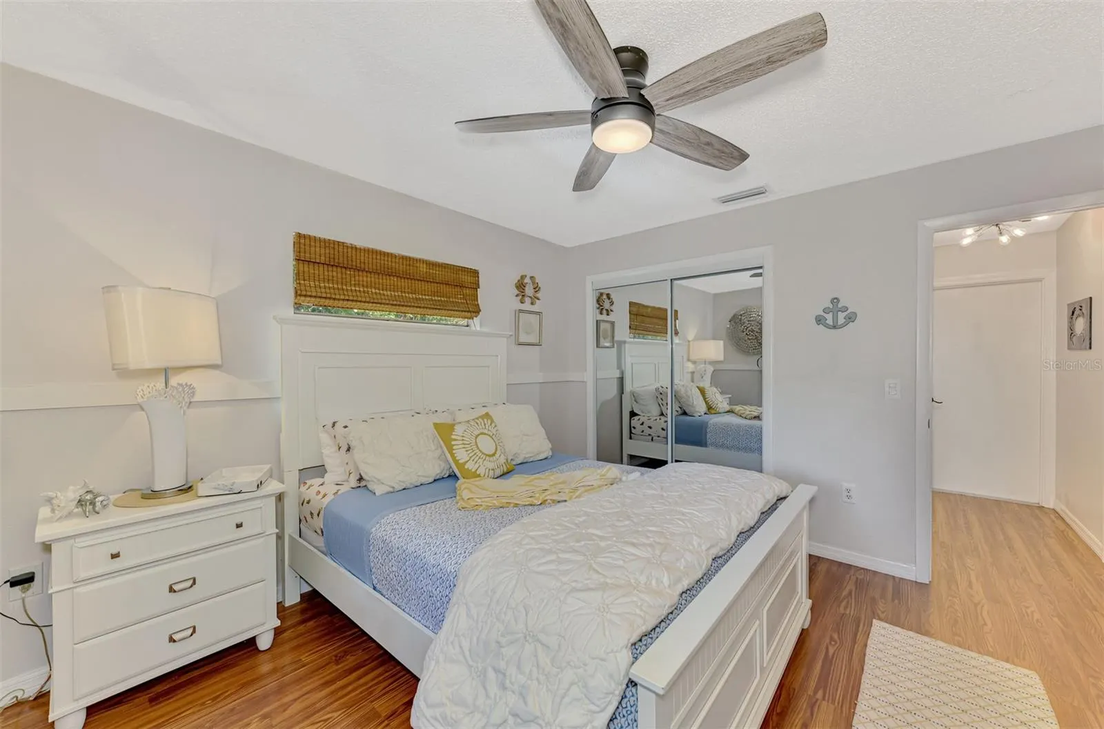 1712 SHELL DR