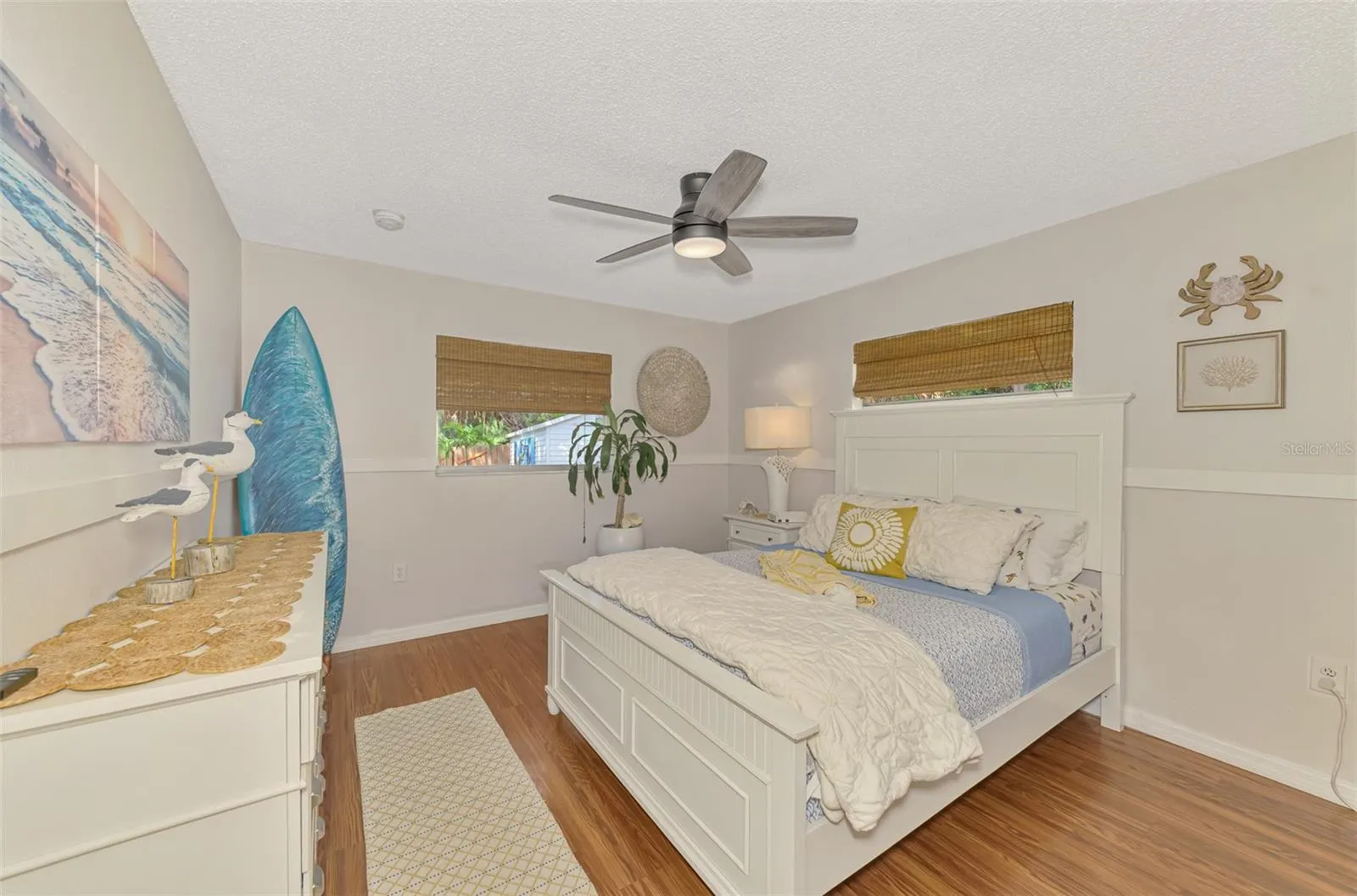 1712 SHELL DR